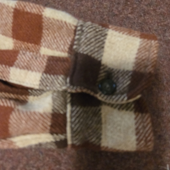 Vintage 1960s Woolrich Mackinaw Flannel Size Medium Men's Hunting Fishing Plaid - Picture 9 of 9